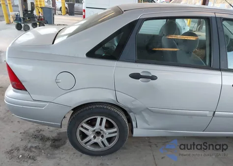 2004 Ford Focus Se z USA, uszkodzony, nr VIN 1FAHP34394W146524